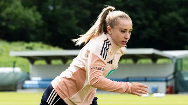 Kirsty Maclean