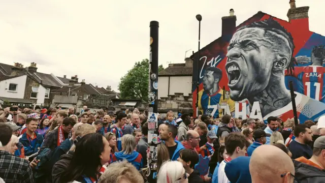 Crystal Palace trophy parade