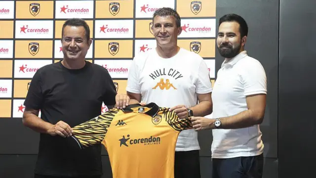 Hull City's chair Acun Ilicali (L), Hull City Sporting Director Jared Dublin (R) and head coach Sergej Jakirovic (C)