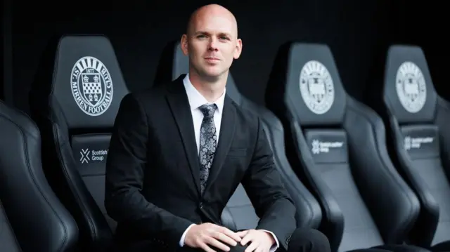 St Mirren manager Craig McLeish