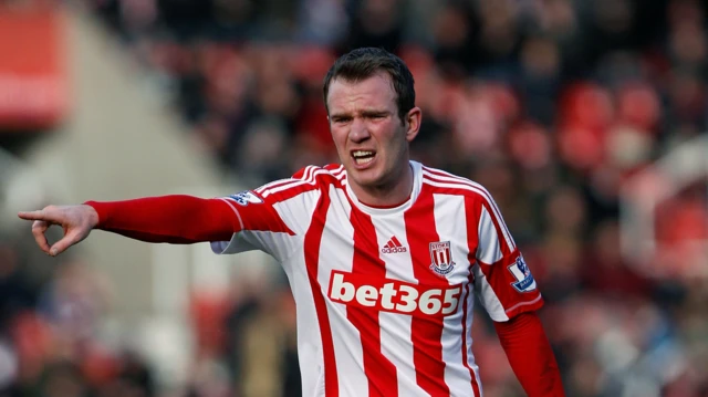 Glenn Whelan playing for Stoke City