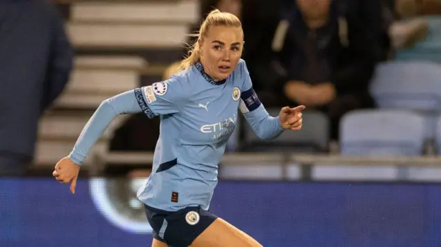 Alex Greenwood