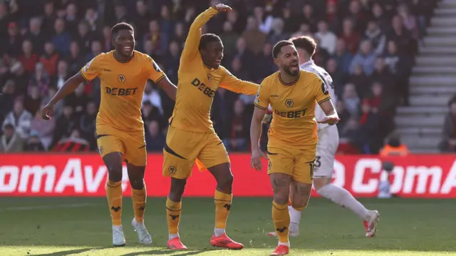 Matheus Cunha celebrates