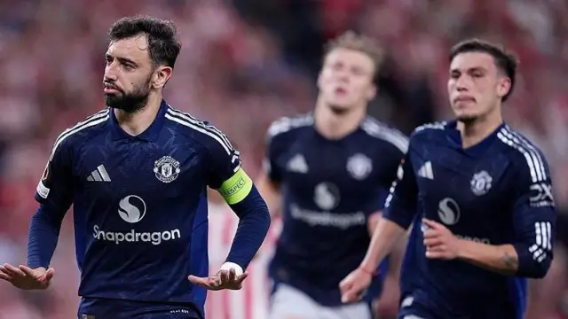 Bruno Fernandes celebrates