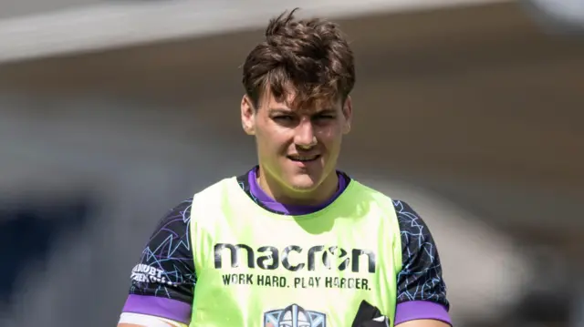 Tom Jordan in Glasgow Warriors training