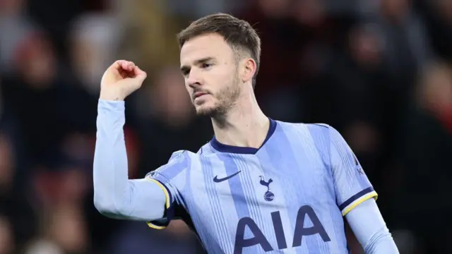 James Maddison of Tottenham Hotspur celebrates scoring his team's first goal during the Premier League match between Southampton FC and Tottenham Hotspur FC at St Mary's Stadium