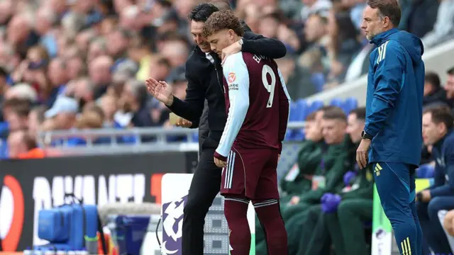 Harvey Elliot and Unai Emery 