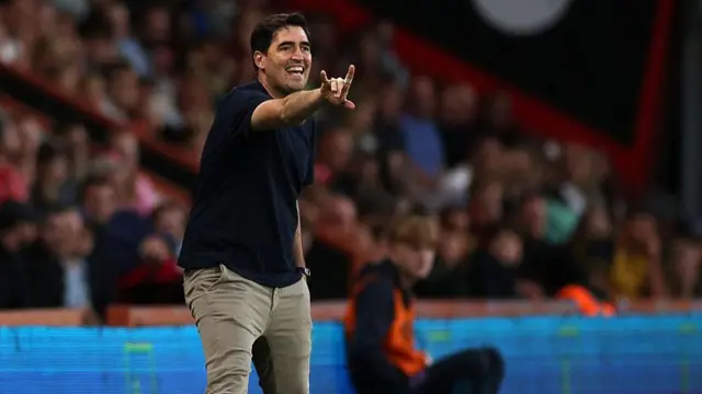 Andoni Iraola gestures on the touchline