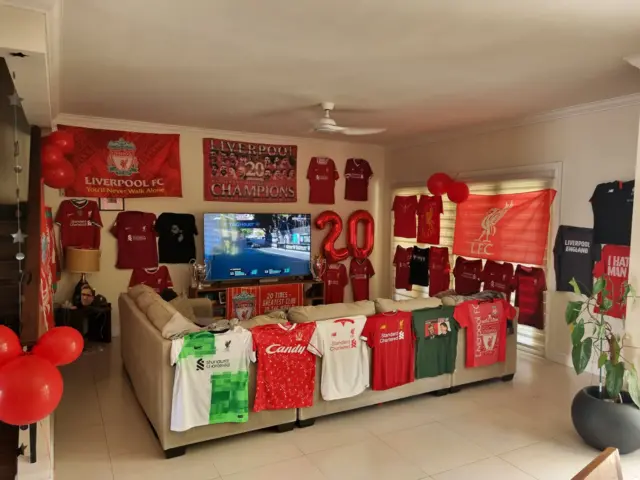 Marc in Montego Bay, Jamaica shows his Liverpool set-up