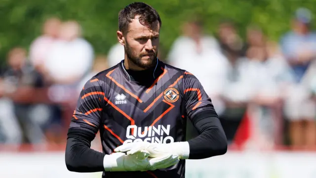 United goalkeeper Dave Richards made his debut at Ibrox on Wednesday night
