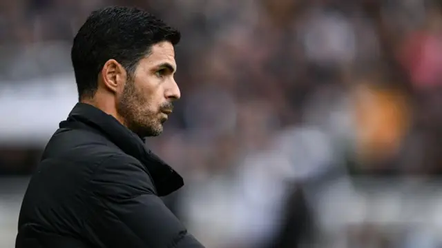 Arsenal FC manager Mikel Arteta looks on during the Premier League match between Newcastle United FC and Arsenal FC at St James' Park