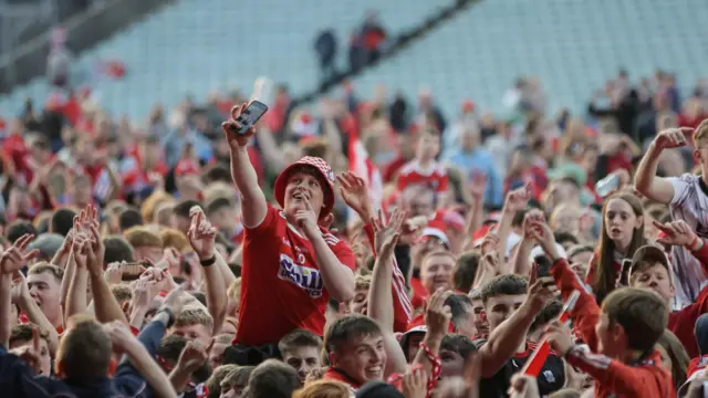 Cork fans
