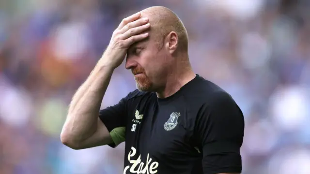 Sean Dyche with his hand on his head