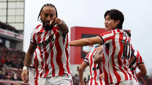 Sorba Thomas celebrates a Stoke goal