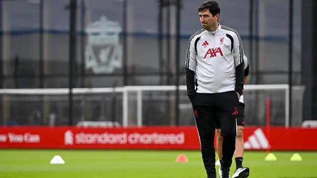 Andoni Iraola head coach of Liverpool during a training session at AXA Training Centre 