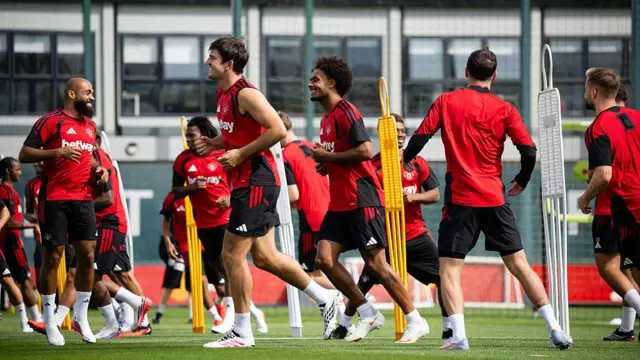 Manchester United players take part in a training session