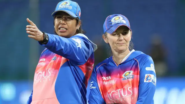 Jhulan Goswami and Charlotte Edwards