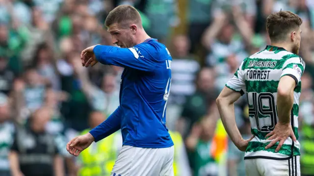 John Lundstram is sent off against Celtic