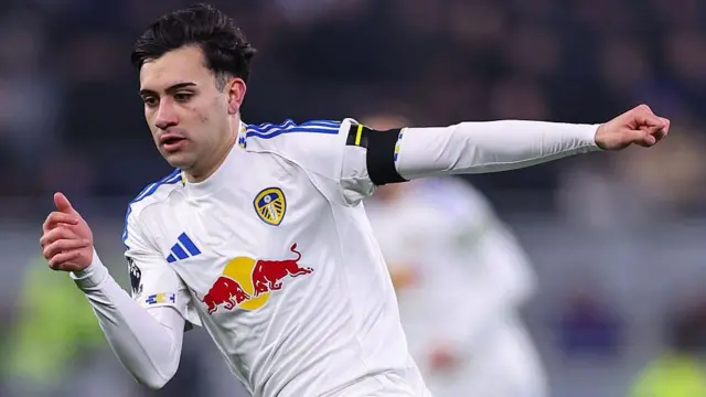 Facundo Buonanotte plays for Leeds United in their home white shirt