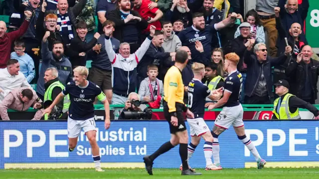 Dundee's Simon Murray celebrates after scoring to make it 2-2 during a William Hill Premiership match between Hibernian and Dundee at Easter Road