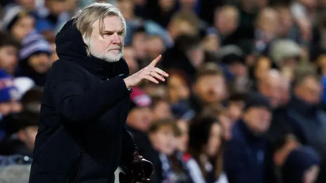 Dundee manager Steven Pressley