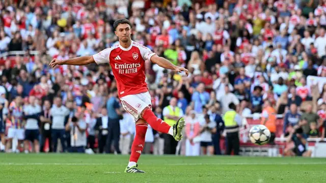 Martin Zubimendi scores a penalty