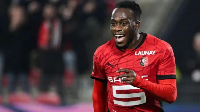 Arnaud Kalimuendo celebrates goal for Rennes