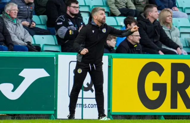 St Mirren manager Stephen Robinson during a cinch Premiership match between Hibernian and St Mirren at Easter Road Stadium, on February 03, 2024, in Edinburgh, Scotland.