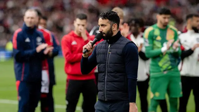Ruben Amorim addresses fans