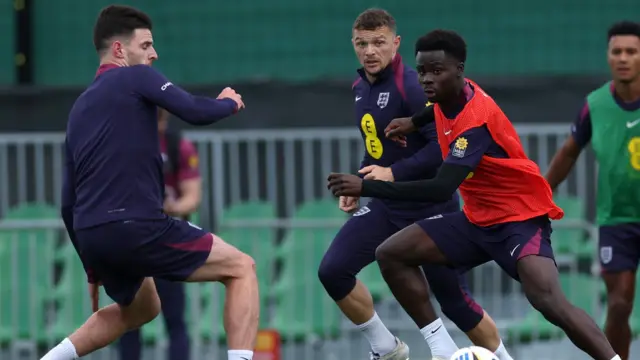 Kieran Trippier trains for England with Declan Rice and Bukayo Saka