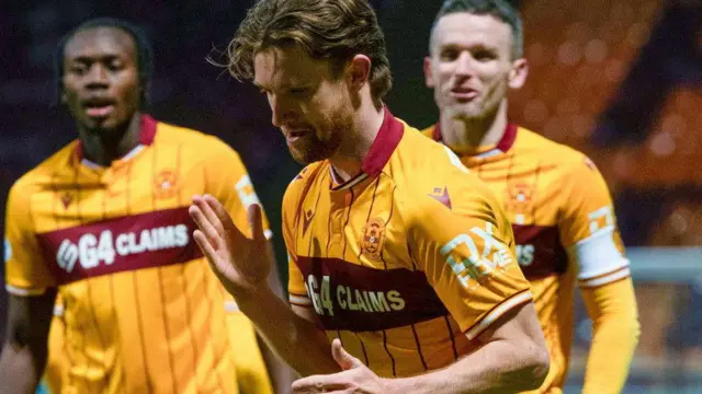 Motherwell midfielder Elliot Watt celebrates scoring against St Mirren