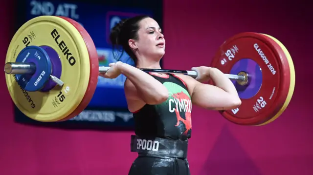 Charlotte Whalley attempts a clean and jerk
