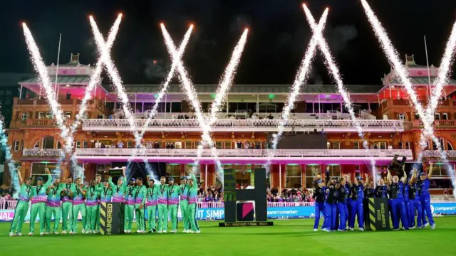 The men's players of Oval Invincibles and women's players of London Spirit celebrate winning the 2024 edition of The Hundred at Lord's