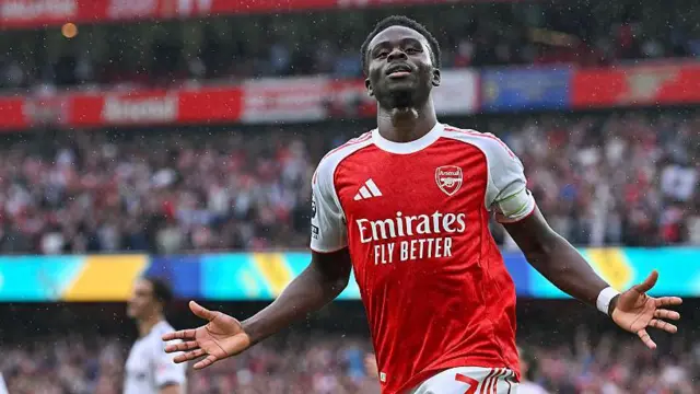 Bukayo Saka of Arsenal celebrates 