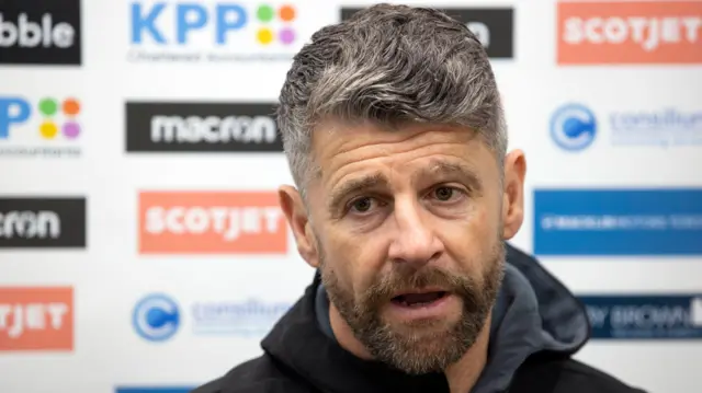 Stephen Robinson in his pre-match press conference