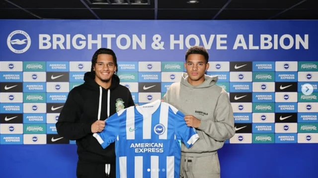 Anton Palmer and Bailey Palmer sign for Brighton