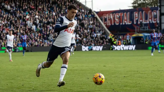 Tottenham Hotspur's Brennan Johnson runs with the ball at Selhurst Park