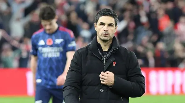 Arsenal boss Mikel Arteta reacts after the draw with Sunderland
