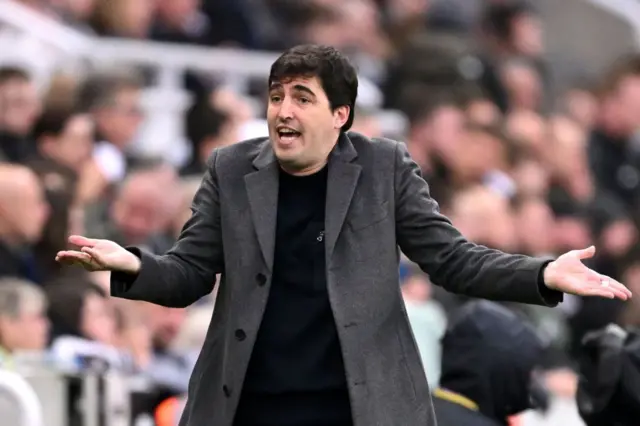 Andoni Iraola during the Premier League match against Newcastle at St James' Park