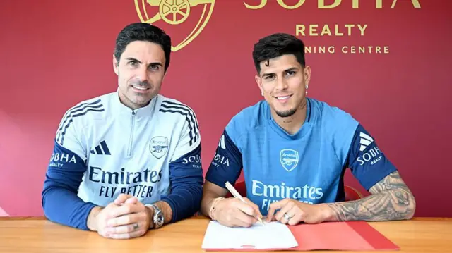 Mikel Arteta and Piero Hincapie.