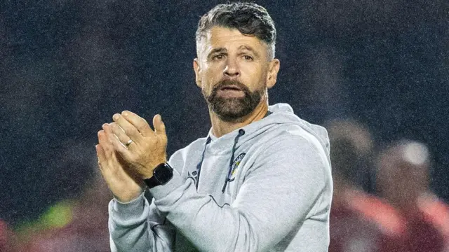 St Mirren manager Stephen Robinson