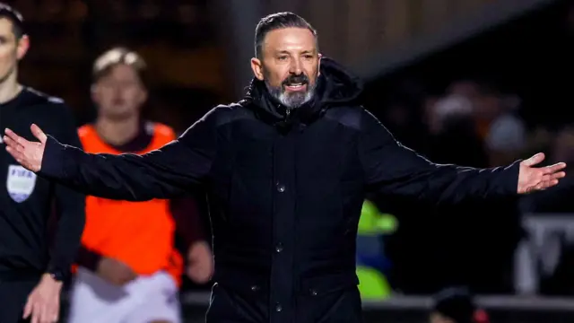 Hearts head coach Derek McInnes