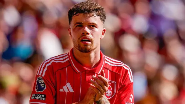 Nottingham Forest's Neco Williams applauds