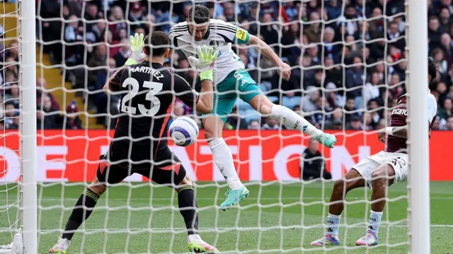 Fabian Schar scores