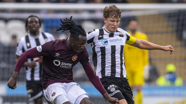 St Mirren's Mark O'Hara and Hearts' Malachi Boateng