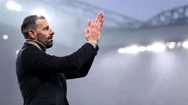 Ruud van Nistelrooy applauds fans