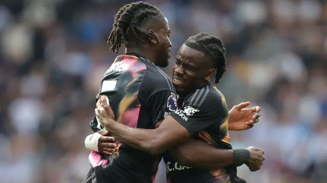 Caleb Okoli of Leicester City celebrate with Stephy Mavididi after scoring a goal