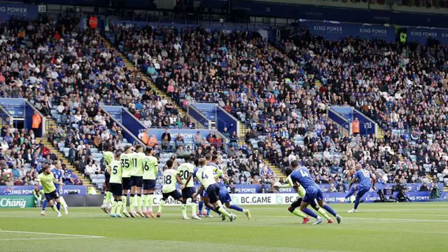 Jordan Ayew scores for Leicester