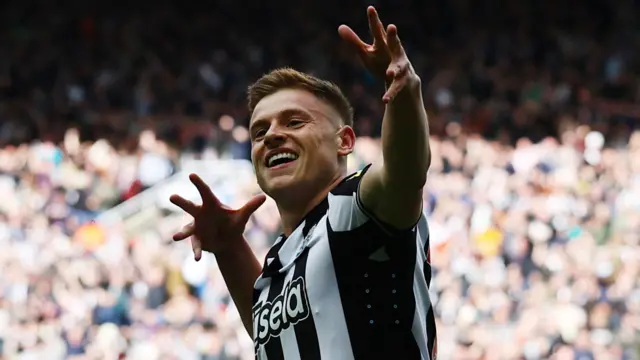 Harvey Barnes celebrates scoring against West Ham