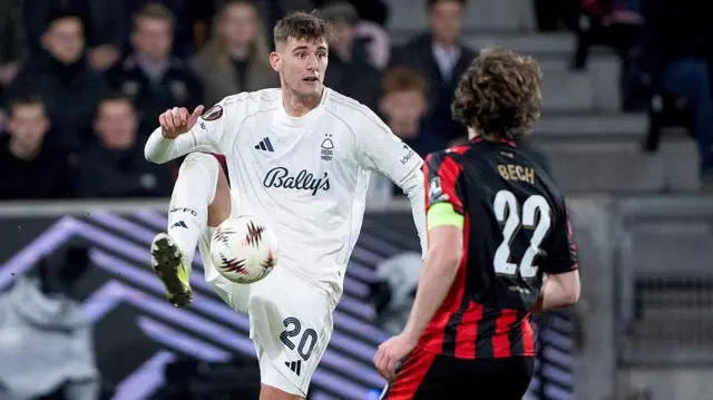 Nottingham Forest's Lorenzo Lucca